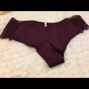 Bundle of two VIctoria’s Secret PINK undies
